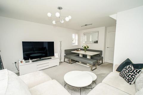 3 bedroom semi-detached house for sale, Wallis Drive, Leighton Buzzard