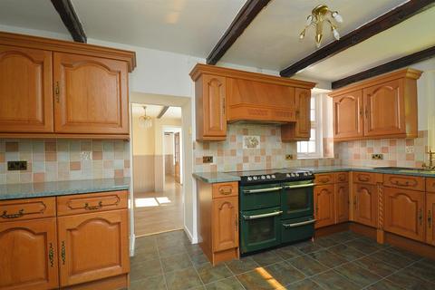 undefined, CHARMING CHARACTER HOME * SHANKLIN