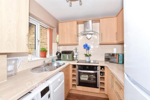 2 bedroom terraced house for sale, Bull Lane, Aylesford ME20