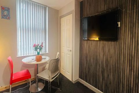 undefined, Kensington (Bills Exclusive), Kensington, Liverpool
