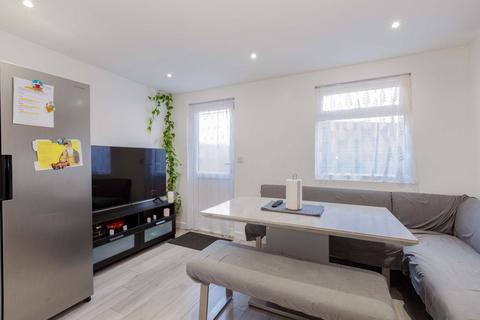 51 Meadow Road, Slough, SL3 7QA