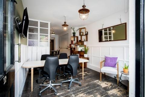 Retail property (high street) to rent, 92 Hoxton St London N1 6LP
