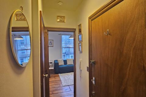 1 bedroom flat to rent, Davenant Road, London N19