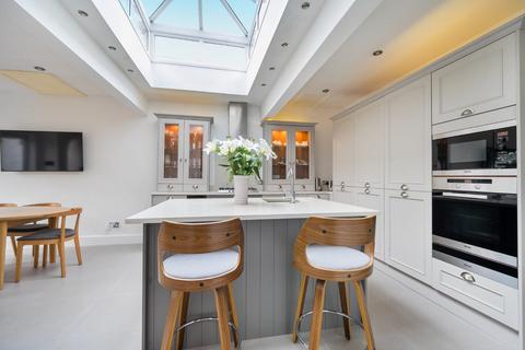 3 bedroom flat for sale, Beaumont Grove, Solihull, West Midlands, B91
