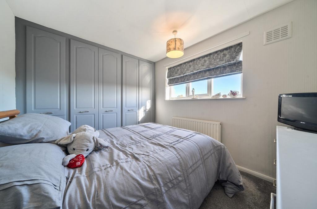 1371663-15-68fbd47bbd7ff-ARW-1