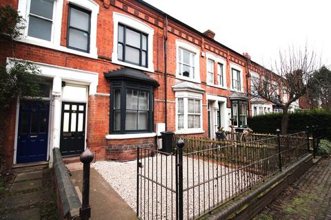undefined, College Avenue, Train Station, Leicester