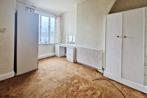 5 Leckhampton Road, Blackpool, FY1 2NB