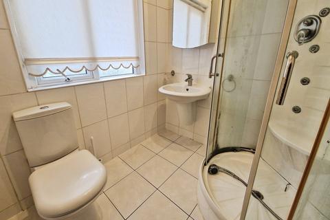 5 Leckhampton Road, Blackpool, FY1 2NB