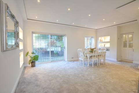undefined, Coulsdon Rise, Coulsdon, CR5