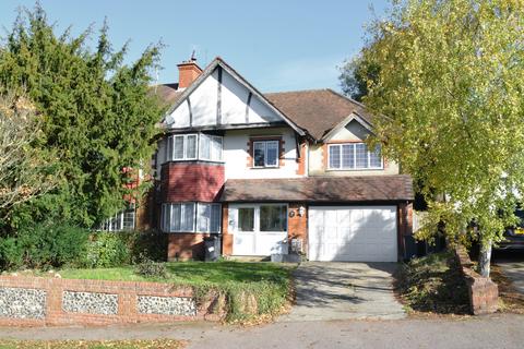 Coulsdon Rise, Coulsdon, CR5