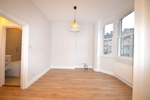 1 bedroom flat to rent, Woodland Road, Crystal Palace SE19