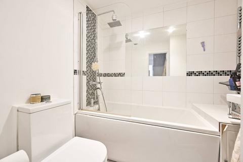 1 bedroom flat to rent, St Quintin Avenue, North Kensington, London, W10