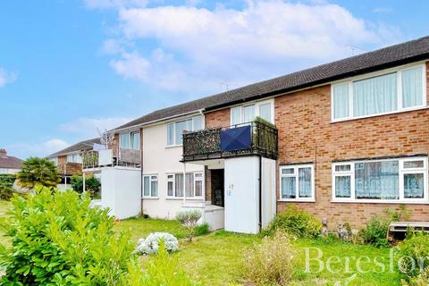12 Ashdown Walk, Romford, RM7 8HL