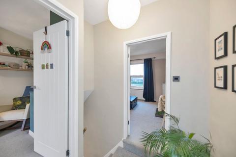 19 Marshgate Drive, Hertford, SG13 7AQ