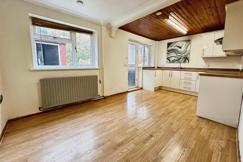3 bedroom terraced house for sale, Moston Road, Shrewsbury