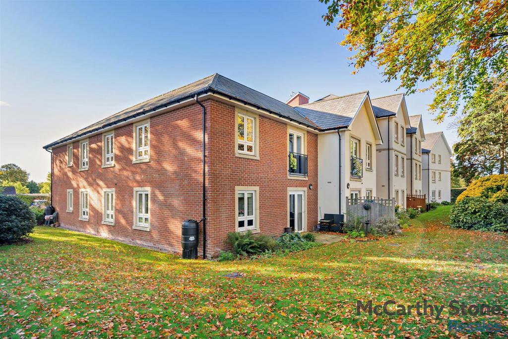 8668102-exterior14-800.jpg