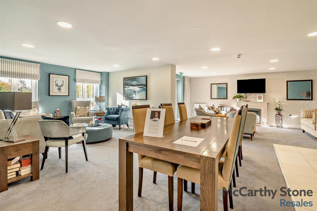 8668102-interior15-800.jpg