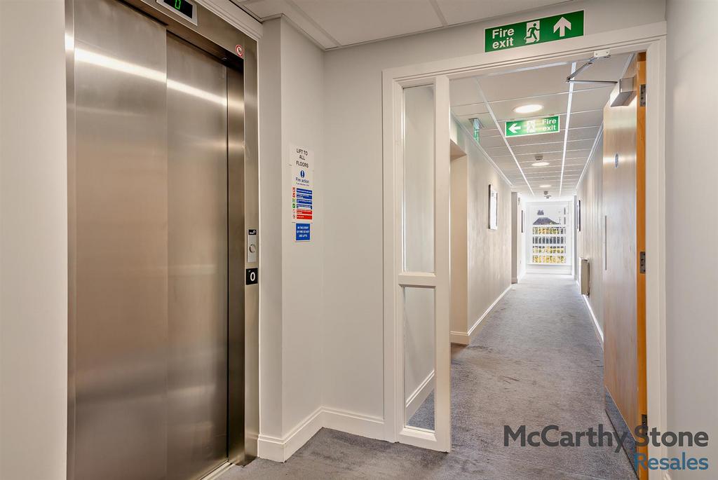 8668102-interior19-800.jpg