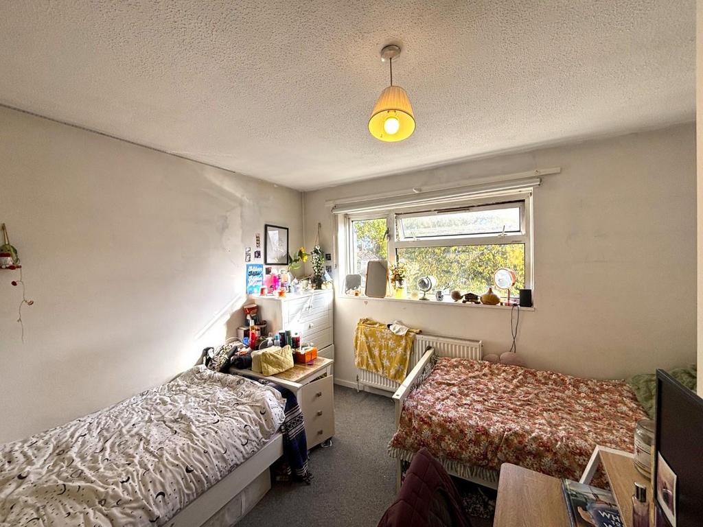 Bedroom 2.jpeg