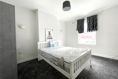undefined, Kings Avenue, Hyde Park, Leeds, LS6