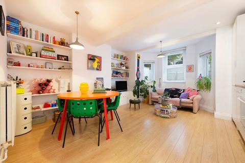 1 bedroom flat for sale, Newick Road, London E5