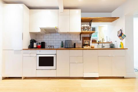 1 bedroom flat for sale, Newick Road, London E5