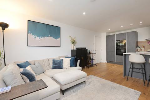 2 bedroom ground floor flat for sale, Flat 5 17 Hughes Close, Canonmills, Edinburgh, EH7 4GN