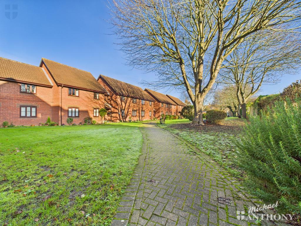 Churchill listing 883939 0008 2a54e629