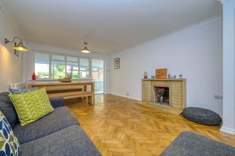 315 Hemdean Road, Caversham, Reading, RG4 7QN