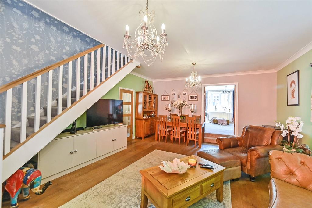 Sitting/Dining Room