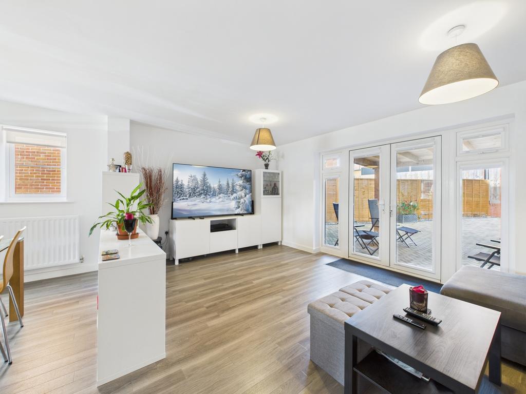 Living/kitchen