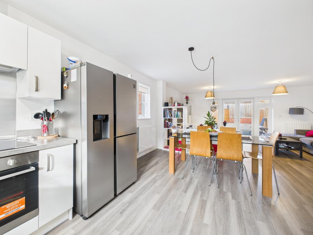 Living/kitchen