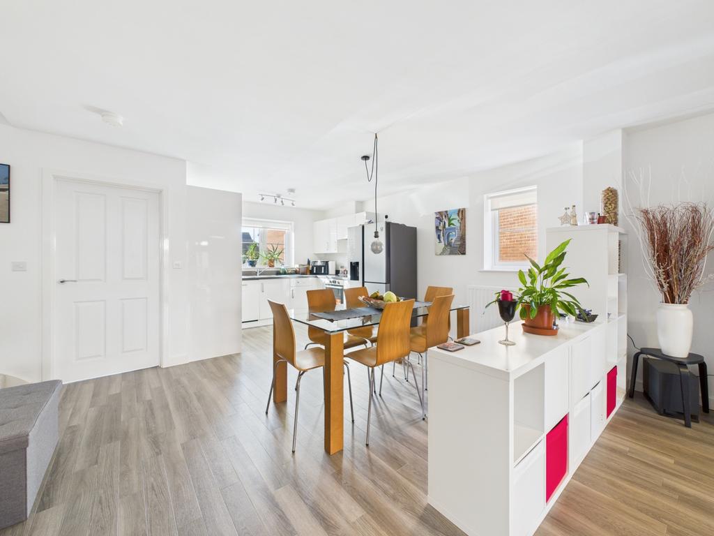 Living/kitchen