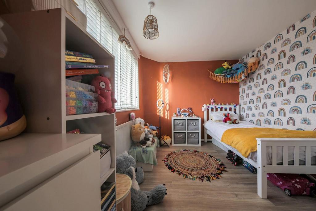 Bedroom 2.jpg