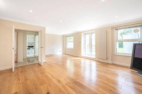 3 bedroom flat for sale, Buckland Crescent Belsize Park NW3