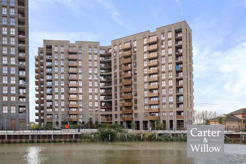 1 bedroom apartment for sale, The Halcyon, 6 Drydock Square, Essex