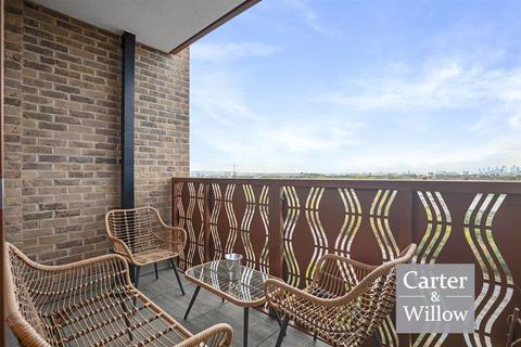 1 bedroom apartment for sale, The Halcyon, 6 Drydock Square, Essex