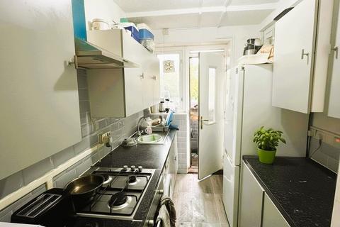 3 bedroom maisonette for sale, London W7