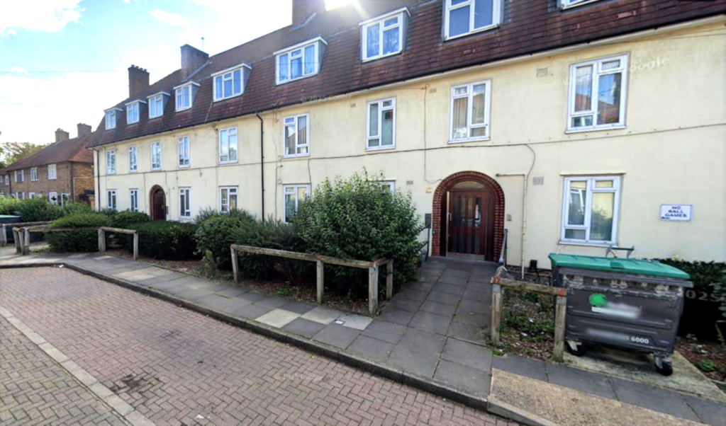32 Byrant Road (2)