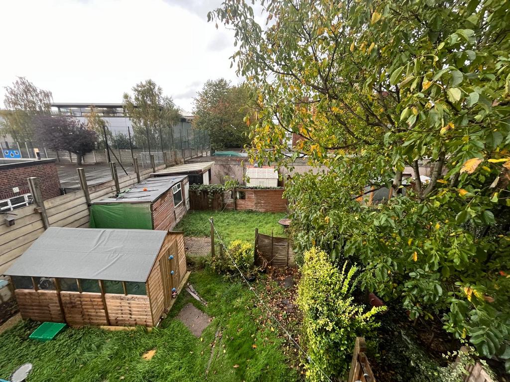 Whats App Image 2025-10-21 at 16.42.43 (12).jpeg