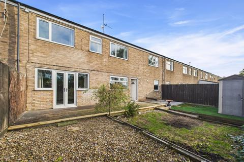 154 Axminster Close, Bransholme, Hull, HU7 4SG