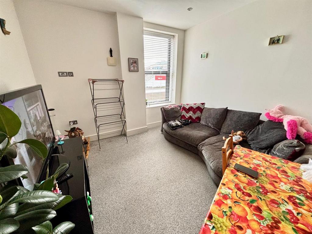 Whats App Image 2025-10-27 at 14.19.14 93c65e2d.jpg