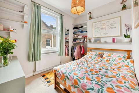 2 bedroom flat for sale, Killyon Terrace, London SW8