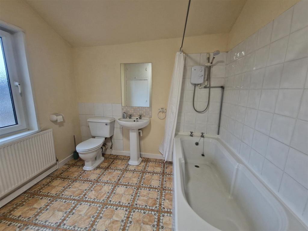 BATHROOM &amp; WC