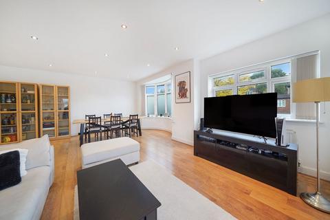 3 bedroom semi-detached house for sale, Parkside Way, Harrow HA2