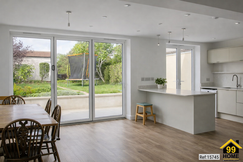 4 bedroom semi-detached house to rent, Amberley Road, Patchway, Bristol, United Kingdom, BS34