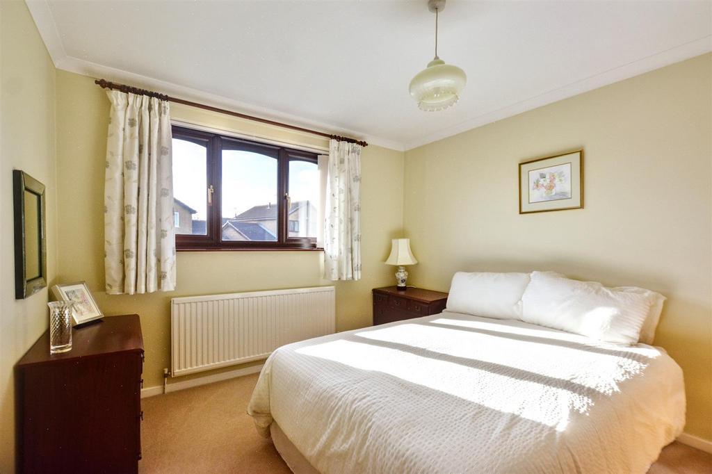 Bedroom 1 1.jpeg
