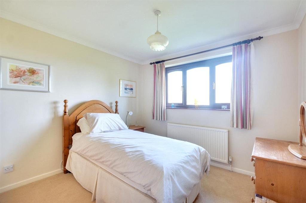 Bedroom 2 1.jpeg