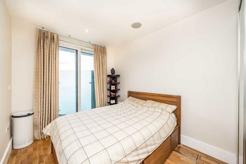 1 bedroom flat for sale, Juniper Drive, London SW18