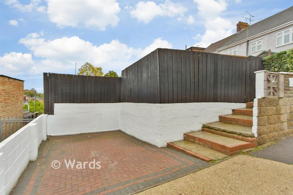 Driveway/Parking